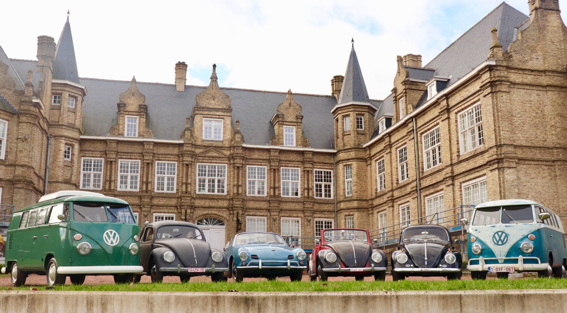 vintage-vw-meeting-casttle-kemmel-front-color