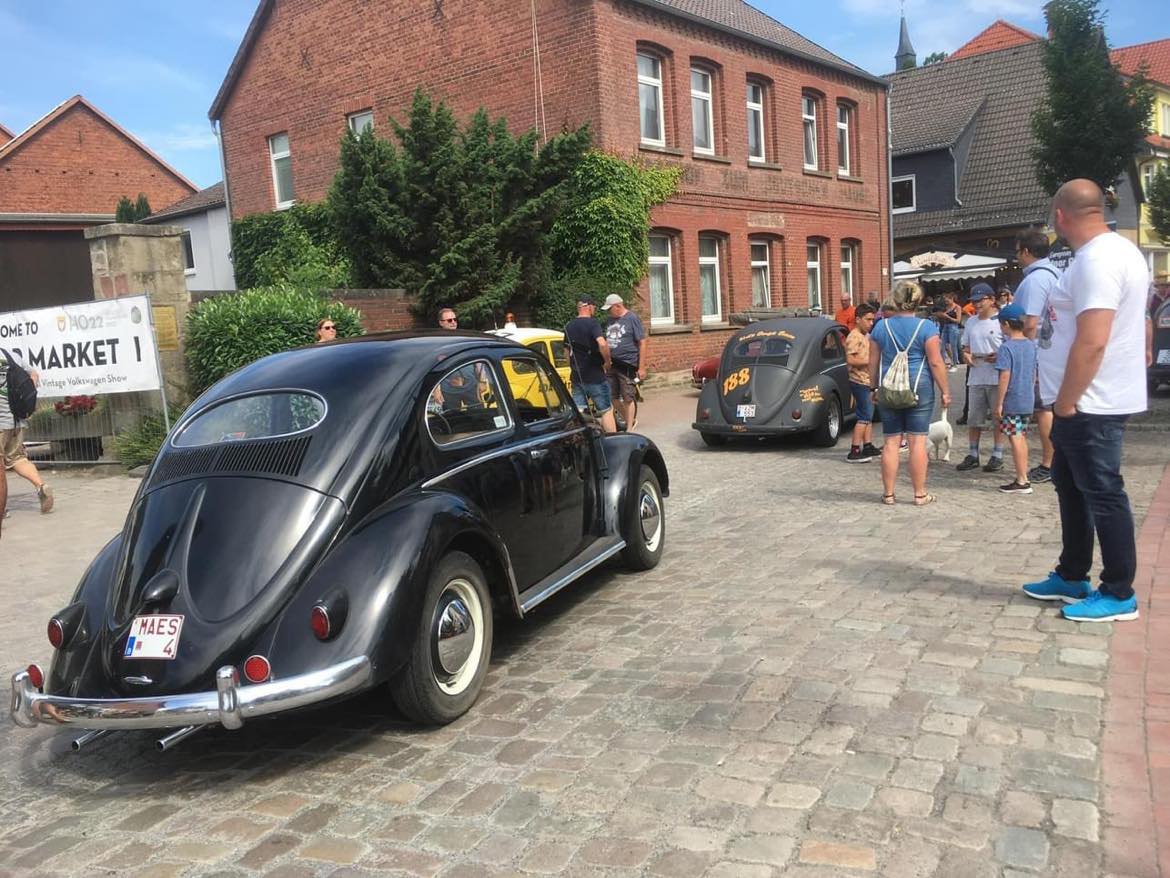 vintage-vw-in-flanders-fields-meeting